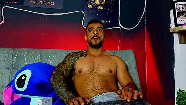 Snapshot of ERIC_HARRISON chatting on 04/02/26, 10:29 ERIC HARRISON online show from 04/02/26, 10:29