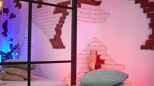 Snapshot of AngelinaCapri chatting on 12/01/24, 10:32 AngelinaCapri online show from 12/01/24, 10:32