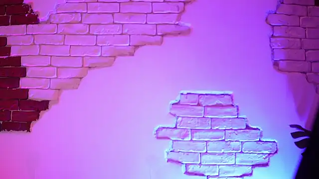 Snapshot of AngelinaCapri chatting on 02/10/25, 05:03 AngelinaCapri online show from 02/10/25, 05:03