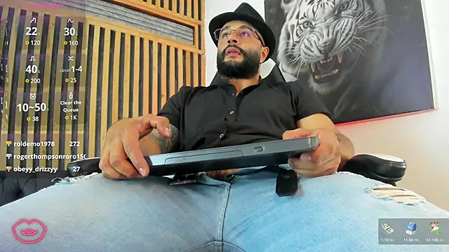 Snapshot of Luke__09 chatting on 03/04/25, 05:24 Luke 09 online show from 03/04/25, 05:24