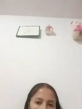 Snapshot of kahta_ardiente_sex chatting on 12/21/24, 11:45 kahta ardiente sex online show from 12/21/24, 11:45