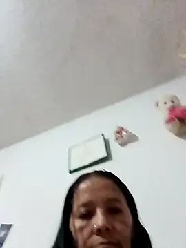 Snapshot of kahta_ardiente_sex chatting on 12/31/24, 06:13 kahta ardiente sex online show from 12/31/24, 06:13