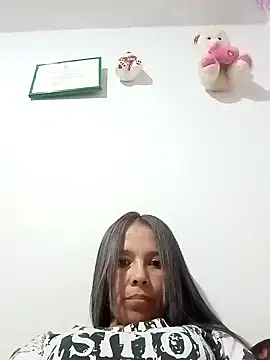 Snapshot of kahta_ardiente_sex chatting on 01/27/25, 11:22 kahta ardiente sex online show from 01/27/25, 11:22