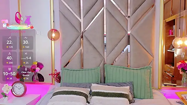 Snapshot of Lola_King chatting on 11/22/25, 04:55 Lola King online show from 11/22/25, 04:55