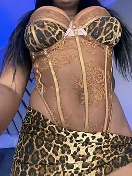 Snapshot of Lola_King chatting on 05/07/26, 03:45 Lola King online show from 05/07/26, 03:45