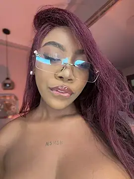 Snapshot of Lola_King chatting on 06/03/26, 03:53 Lola King online show from 06/03/26, 03:53