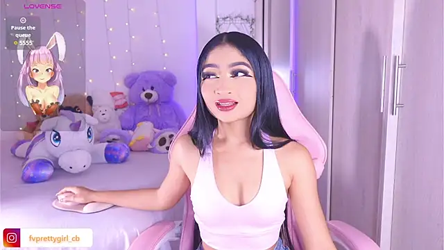 Snapshot of urfavprettygirl chatting on 04/13/26, 10:21 urfavprettygirl online show from 04/13/26, 10:21