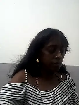 mamakarma1403 online show from 03/22/25, 12:35