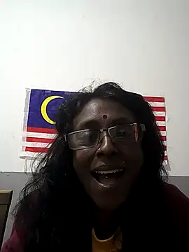 mamakarma1403 online show from 10/25/25, 04:13