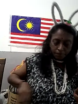 mamakarma1403 online show from 11/02/25, 03:20