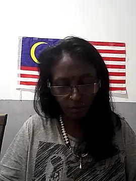 mamakarma1403 online show from 11/10/25, 11:26