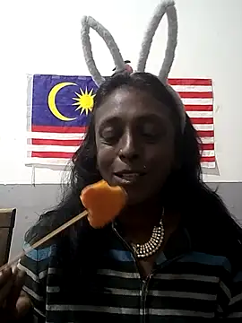 mamakarma1403 online show from 11/21/25, 01:54