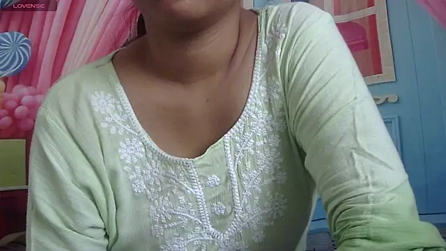 Preeti-Sexy online show from 06/12/26, 07:51