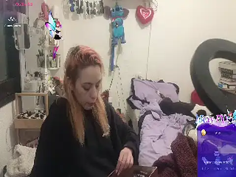 kattleya1407 online show from 03/08/25, 12:55