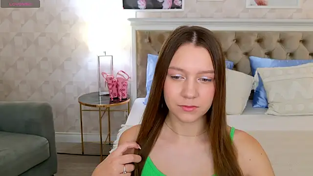 Snapshot of AliceBrayan chatting on 01/26/25, 05:13 AliceBrayan online show from 01/26/25, 05:13