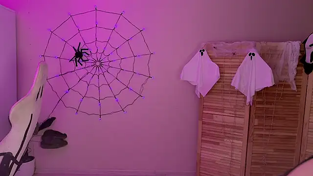 Snapshot of Miss_Mia_Murr chatting on 10/30/25, 05:20 Miss Mia Murr online show from 10/30/25, 05:20