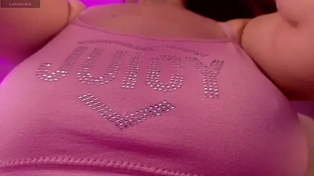 Snapshot of Miss_Mia_Murr chatting on 11/20/25, 04:56 Miss Mia Murr online show from 11/20/25, 04:56