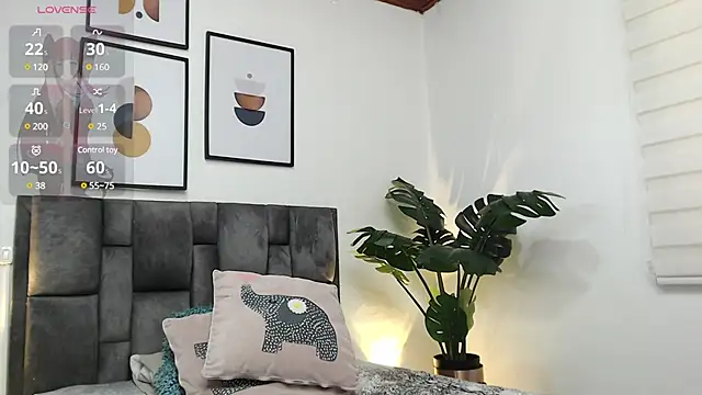 Snapshot of samy_l chatting on 01/26/25, 02:30 samy l online show from 01/26/25, 02:30