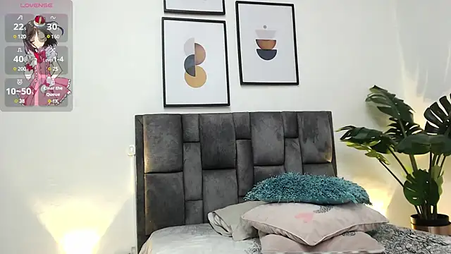 Snapshot of samy_l chatting on 02/15/25, 02:33 samy l online show from 02/15/25, 02:33