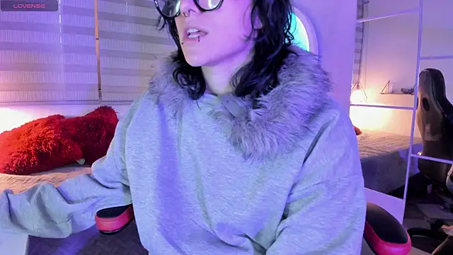 Ghosty Doll online show from 03/28/26, 08:30