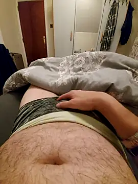 Snapshot of pascalino100 chatting on 10/09/25, 02:20 pascalino100 online show from 10/09/25, 02:20