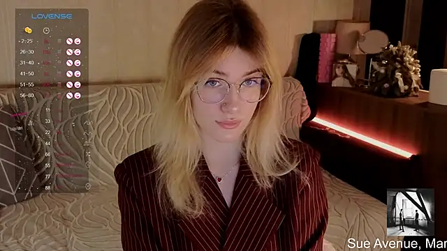 Snapshot of SpiceJessy chatting on 12/20/24, 04:04 SpiceJessy online show from 12/20/24, 04:04