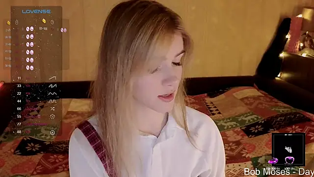 Snapshot of SpiceJessy chatting on 01/11/25, 04:03 SpiceJessy online show from 01/11/25, 04:03