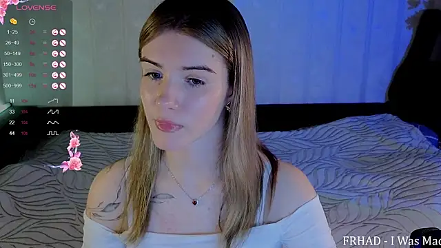 Snapshot of SpiceJessy chatting on 03/04/25, 04:09 SpiceJessy online show from 03/04/25, 04:09