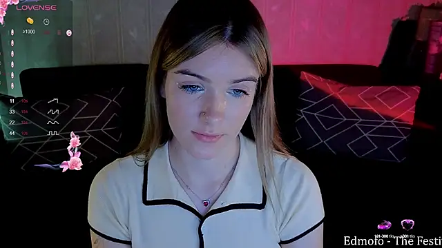 Snapshot of SpiceJessy chatting on 03/08/25, 05:33 SpiceJessy online show from 03/08/25, 05:33