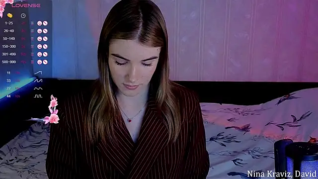 Snapshot of SpiceJessy chatting on 03/12/25, 04:13 SpiceJessy online show from 03/12/25, 04:13