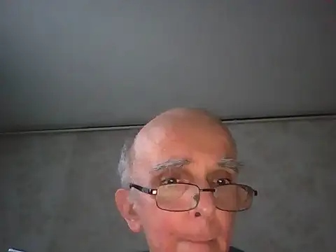 mariusica1xh online show from 10/18/25, 03:02