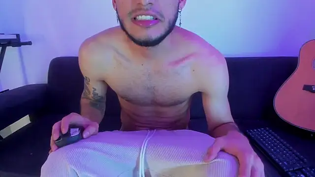 Henrikk senn online show from 11/24/25, 01:38