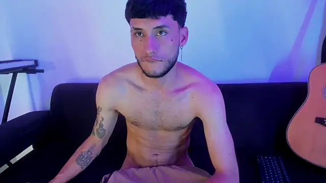 Henrikk senn online show from 11/30/25, 10:58