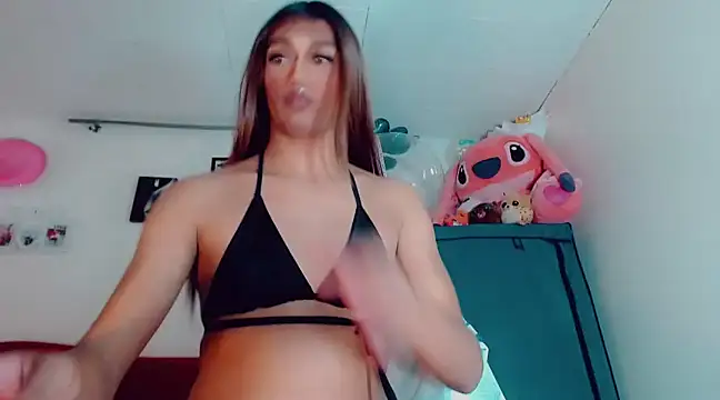 Snapshot of nicol_gill_ chatting on 01/24/25, 02:30 nicol gill online show from 01/24/25, 02:30