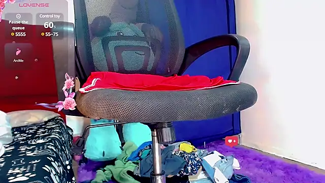 Snapshot of nicol_gill_ chatting on 01/27/25, 11:11 nicol gill online show from 01/27/25, 11:11