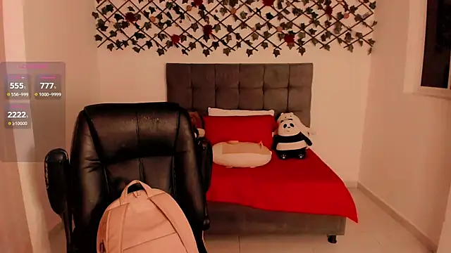 Snapshot of Lilith_Miller21 chatting on 11/15/25, 07:32 Lilith Miller21 online show from 11/15/25, 07:32