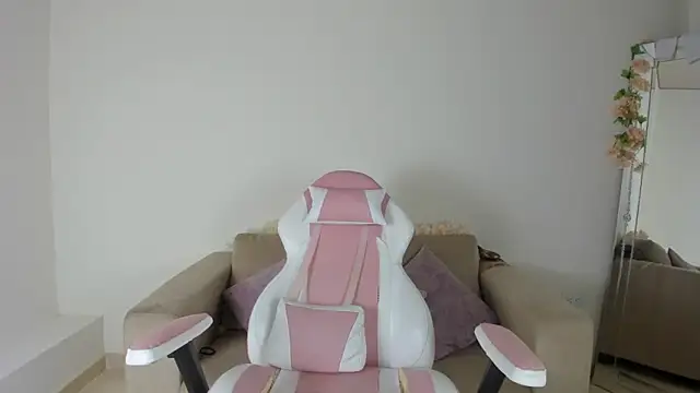 Charlotte cowell sub1  online show from 12/11/24, 01:37