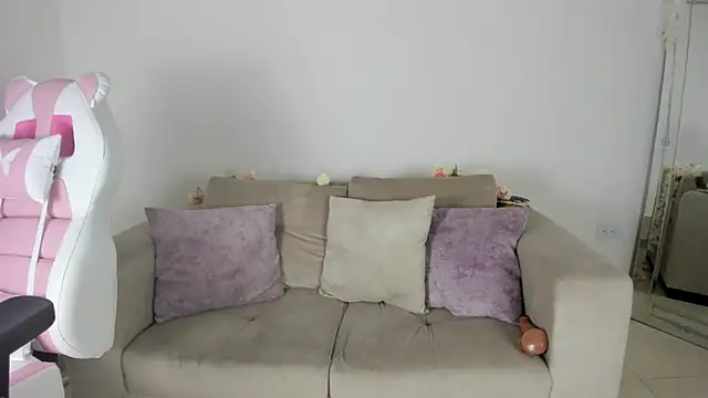 Charlotte cowell sub1  online show from 01/10/25, 12:06