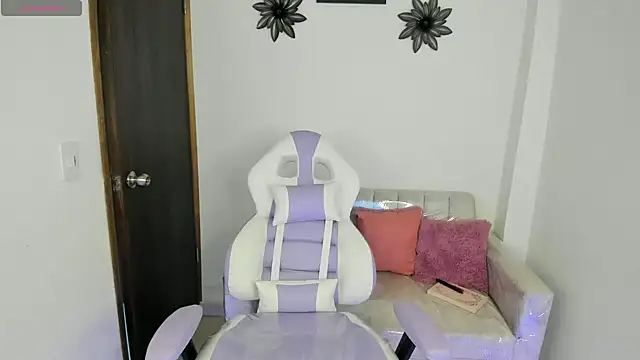 Charlotte cowell sub1  online show from 03/20/25, 11:23