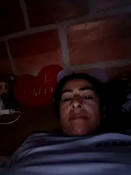 Snapshot of leidylapeque chatting on 03/20/25, 02:29 leidylapeque online show from 03/20/25, 02:29