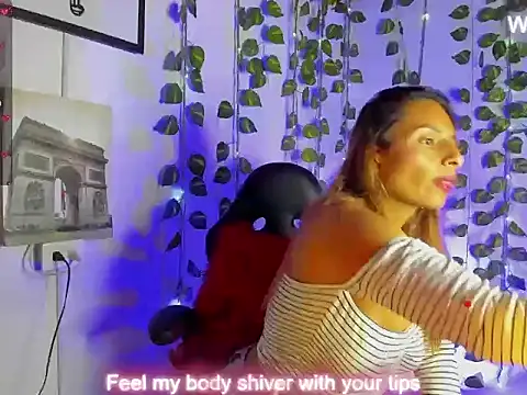 Snapshot of mykaelahoney chatting on 09/10/25, 05:07 mykaelahoney online show from 09/10/25, 05:07