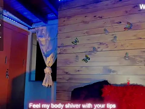 Snapshot of mykaelahoney chatting on 10/10/25, 04:55 mykaelahoney online show from 10/10/25, 04:55