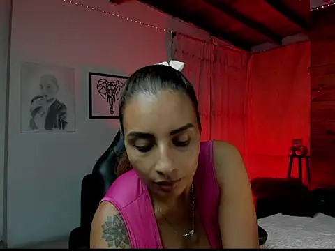 mykaelahoney online show from 12/03/25, 05:48