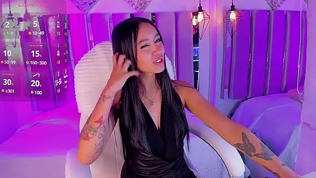 sophie ws online show from 12/19/24, 11:57