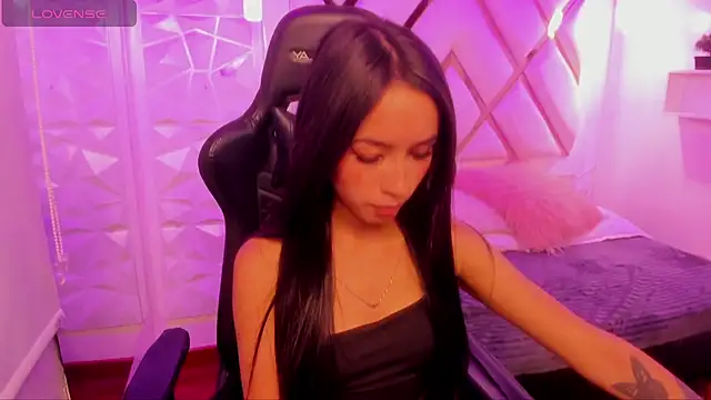 sophie ws online show from 11/25/25, 11:38