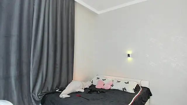 RileyMee online show from 03/06/25, 12:43