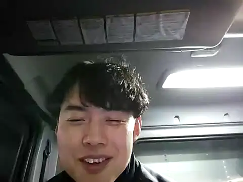 whitebriefboy online show from 02/02/25, 05:26