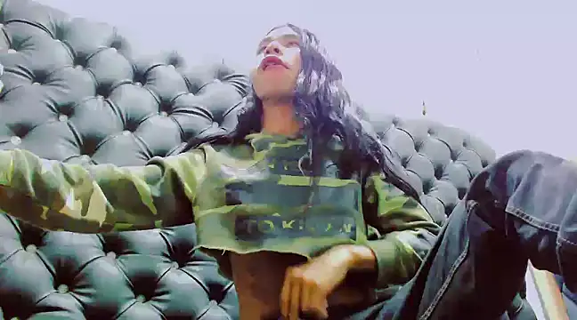 Snapshot of danna_veryhot_ chatting on 03/13/25, 10:05 danna veryhot online show from 03/13/25, 10:05