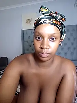 Candy Love 18 online show from 02/06/25, 04:58