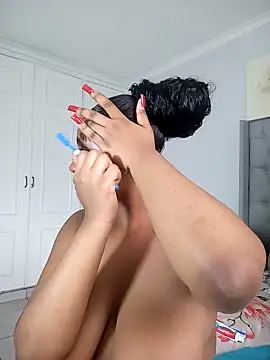 Candy Love 18 online show from 02/19/25, 10:12